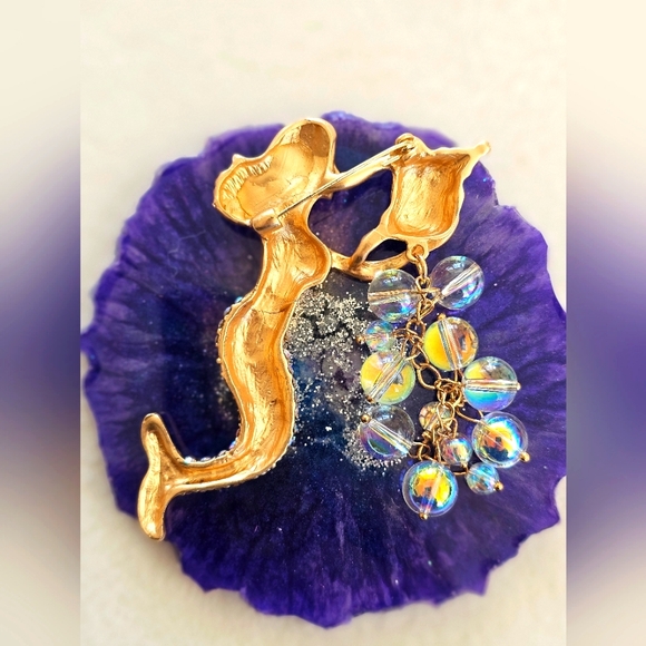Vintage Kirk's Folly Oceana Gold Aurora Borealis Crystals Mermaid Brooch Dangle - Picture 12 of 15